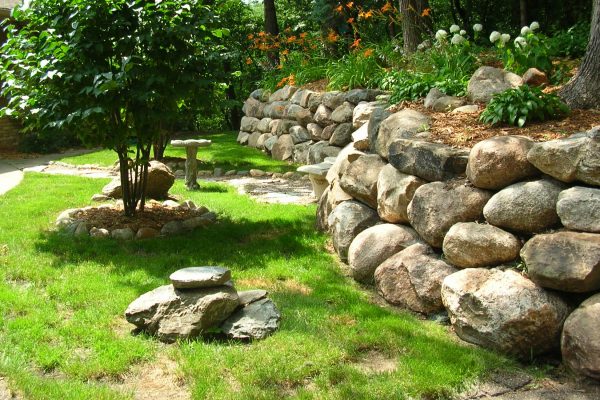 Minneapolis Retaining Wall Design